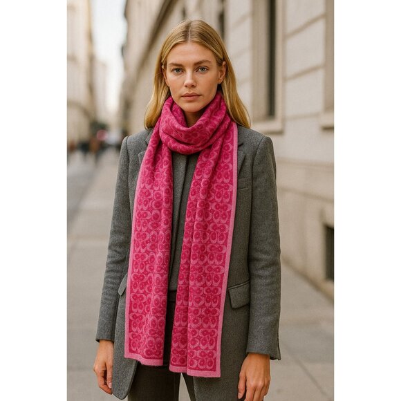 Coach 100% Merino Wool Signature Logo Scarf Pink Fuchsia Soft Knit Winter Wrap - Picture 1 of 6